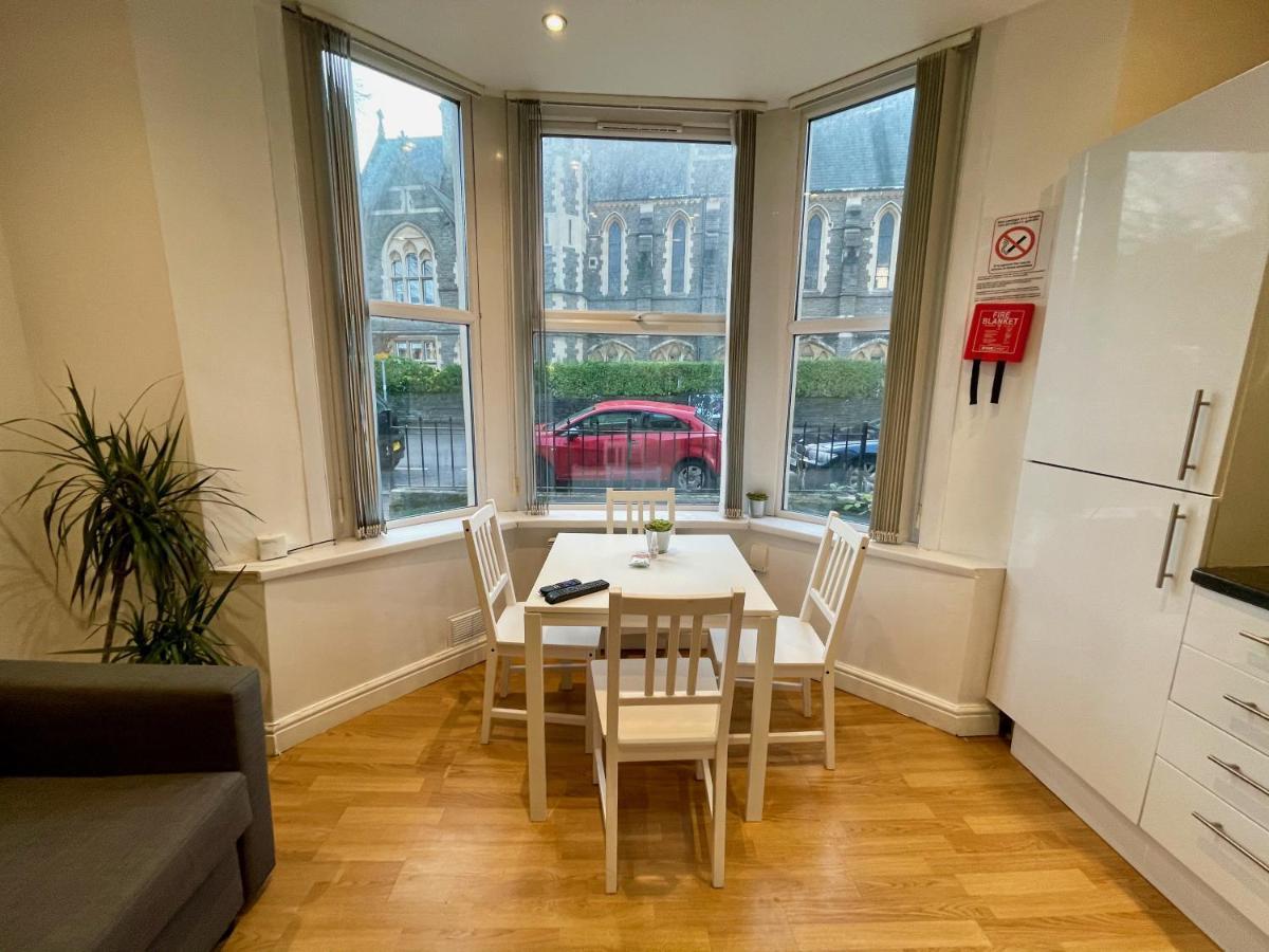 Bute Park Apartment W/ Heating + Private Bathroom Кардифф Экстерьер фото